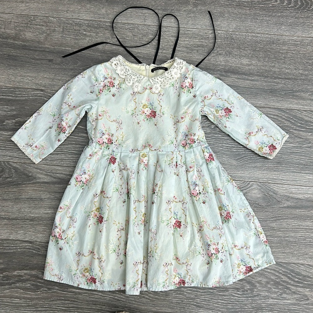 Little Akiabara floral pleated dress size 6Y